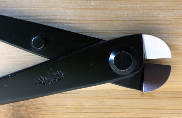 Ryuga Drahtzange 180 mm